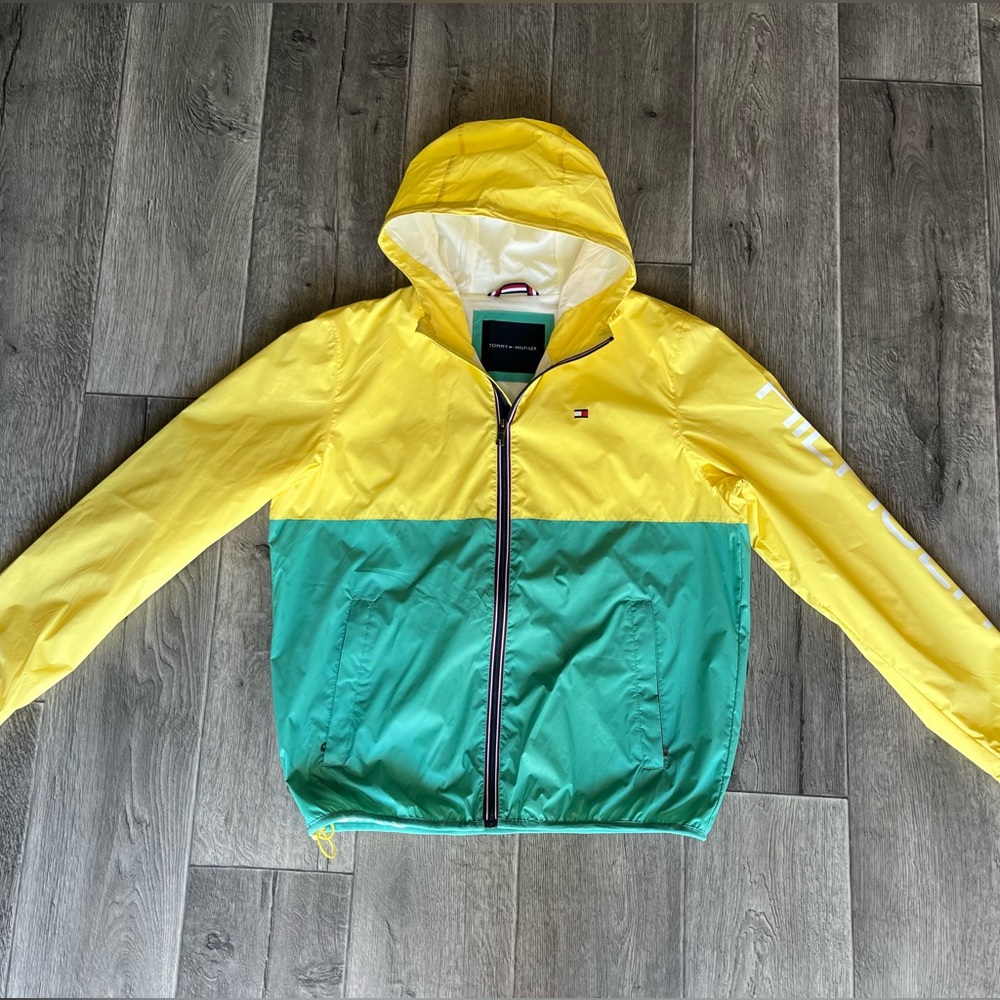 Tommy Hilfiger